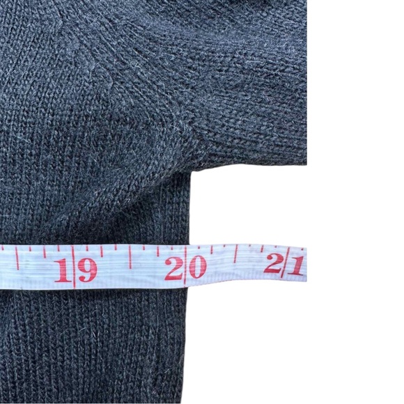 Wildfox Love Potion No. 9 Sweater Size M - Picture 6 of 7